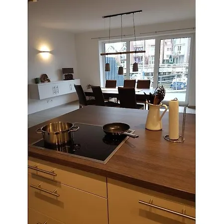 In With Swimming Pool Cuxhaven