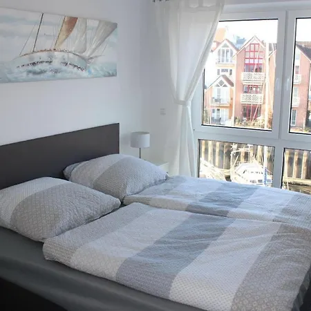 In With Swimming Pool